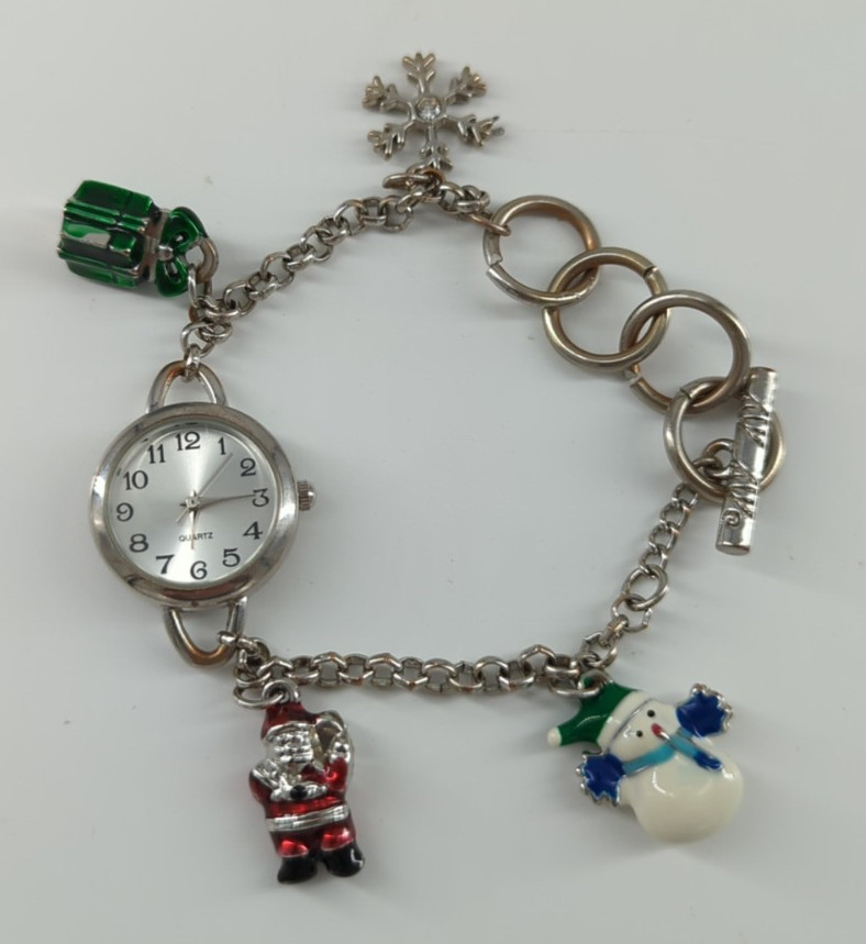 Quartz Watch Silver Toned 4 Christmas Charms Stainless Steel Adjustable Toggle
