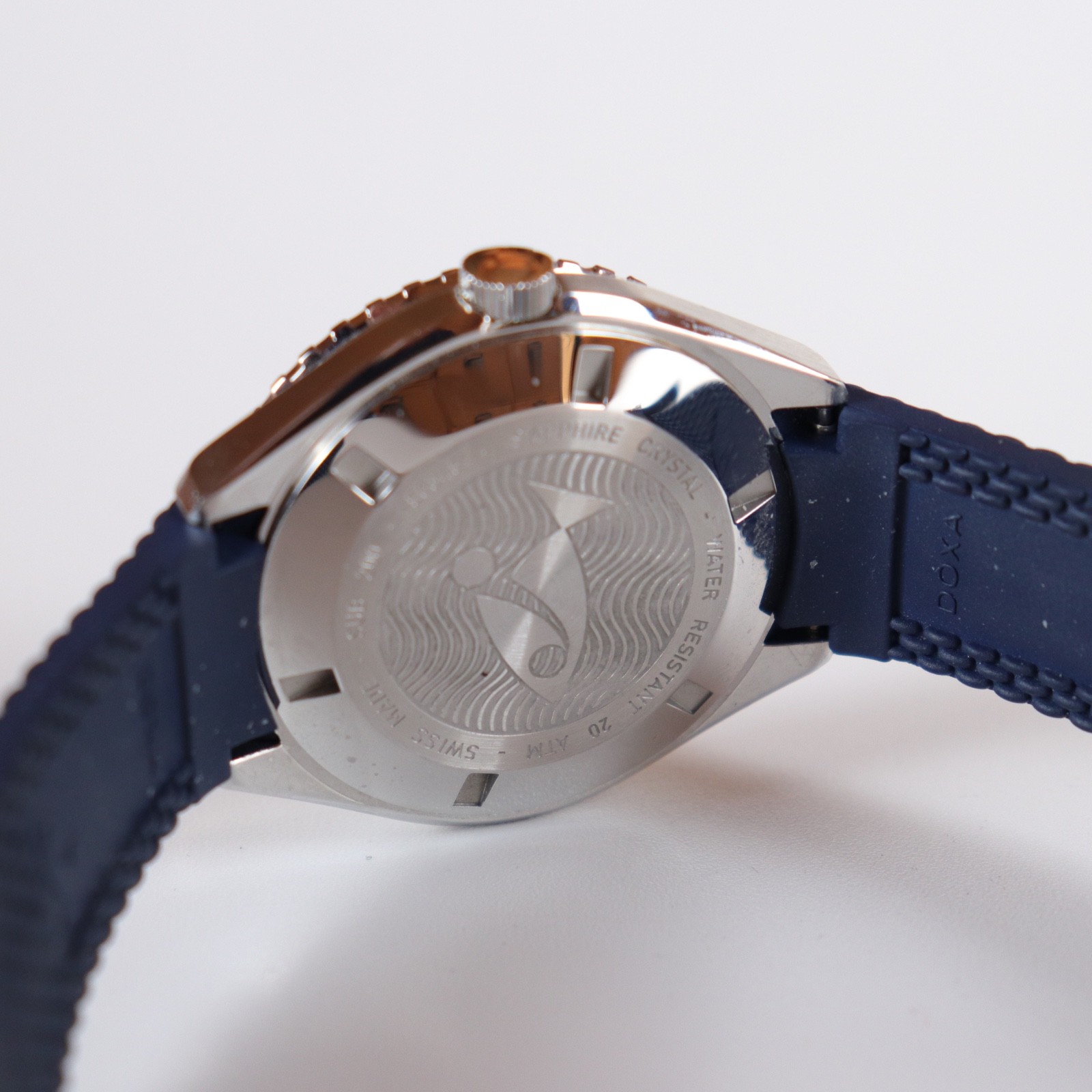Doxa Sub 200 Caribbean | Box & Papers | 42mm | Ref. 796.10.201.10