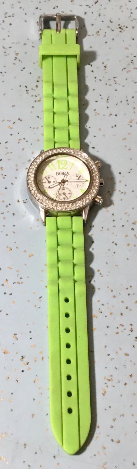 BORA SILVERTONE WATCH w/3 FAUX DIALS & LIME GREEN RUBBER BAND WRIST UP TO 7-1/4″