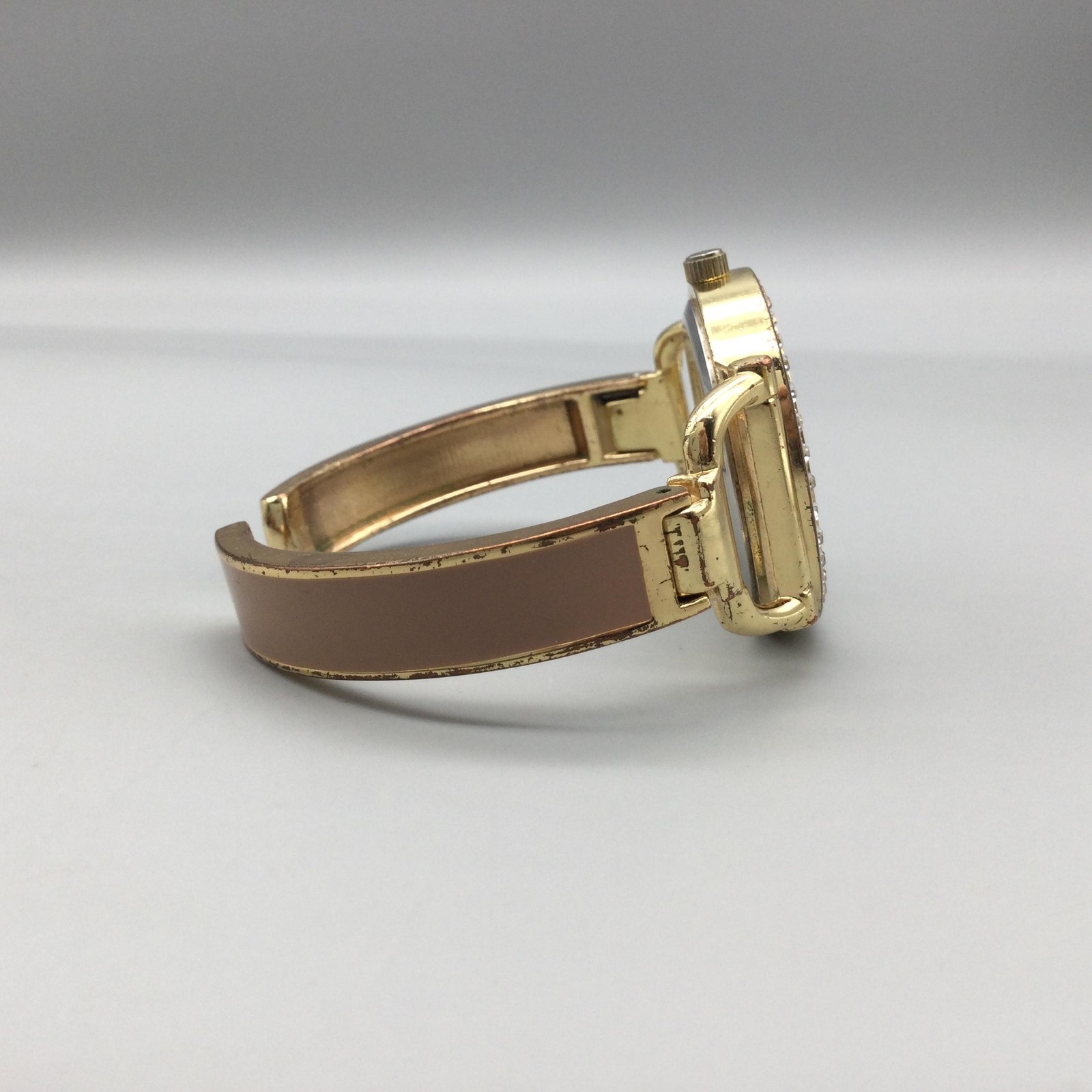 Studio Womens 34mm Gold Tone Hinged Bangle Cuff Watch Rhinestone New Battery