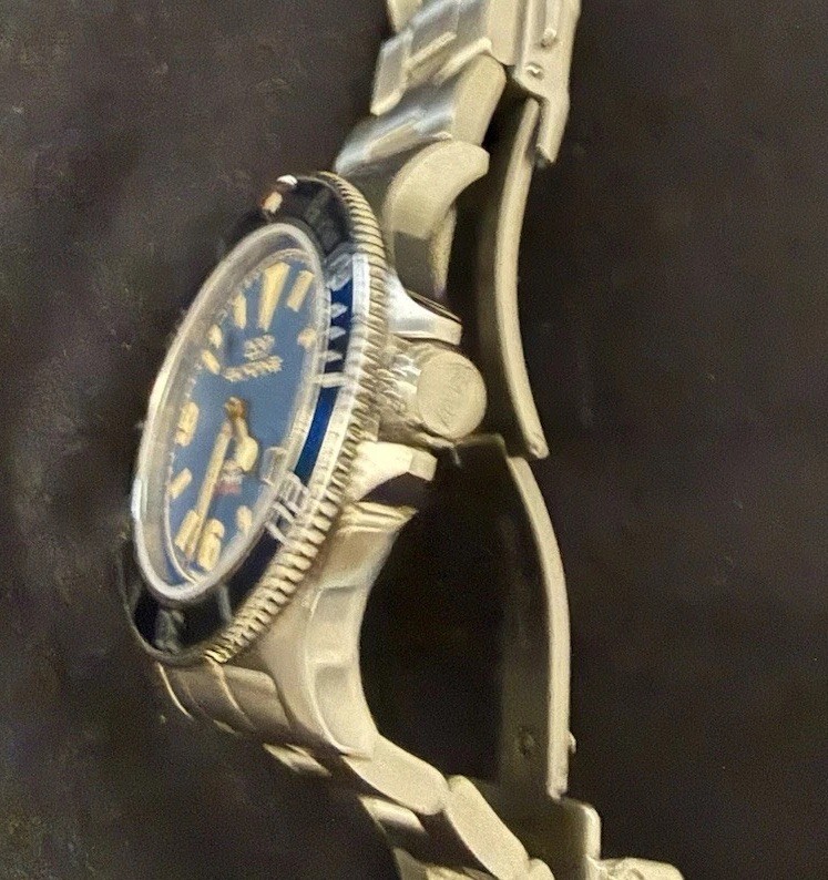 Glycine Combat Auto Diver 42mm Blue Dial/Bezel Date 200m Box Papers