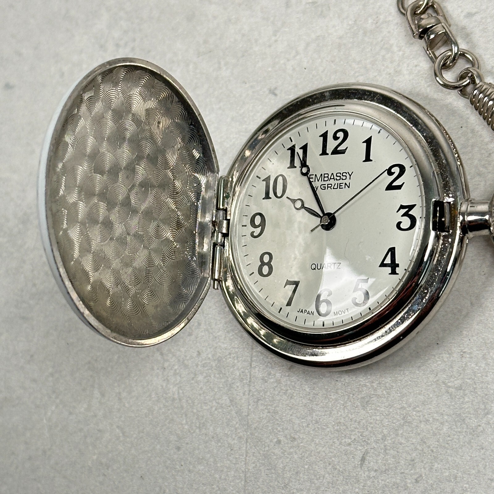 Embassy Gruen Pocket Watch 46mm Wolf Winter Forest Outdoors Quartz New Battery