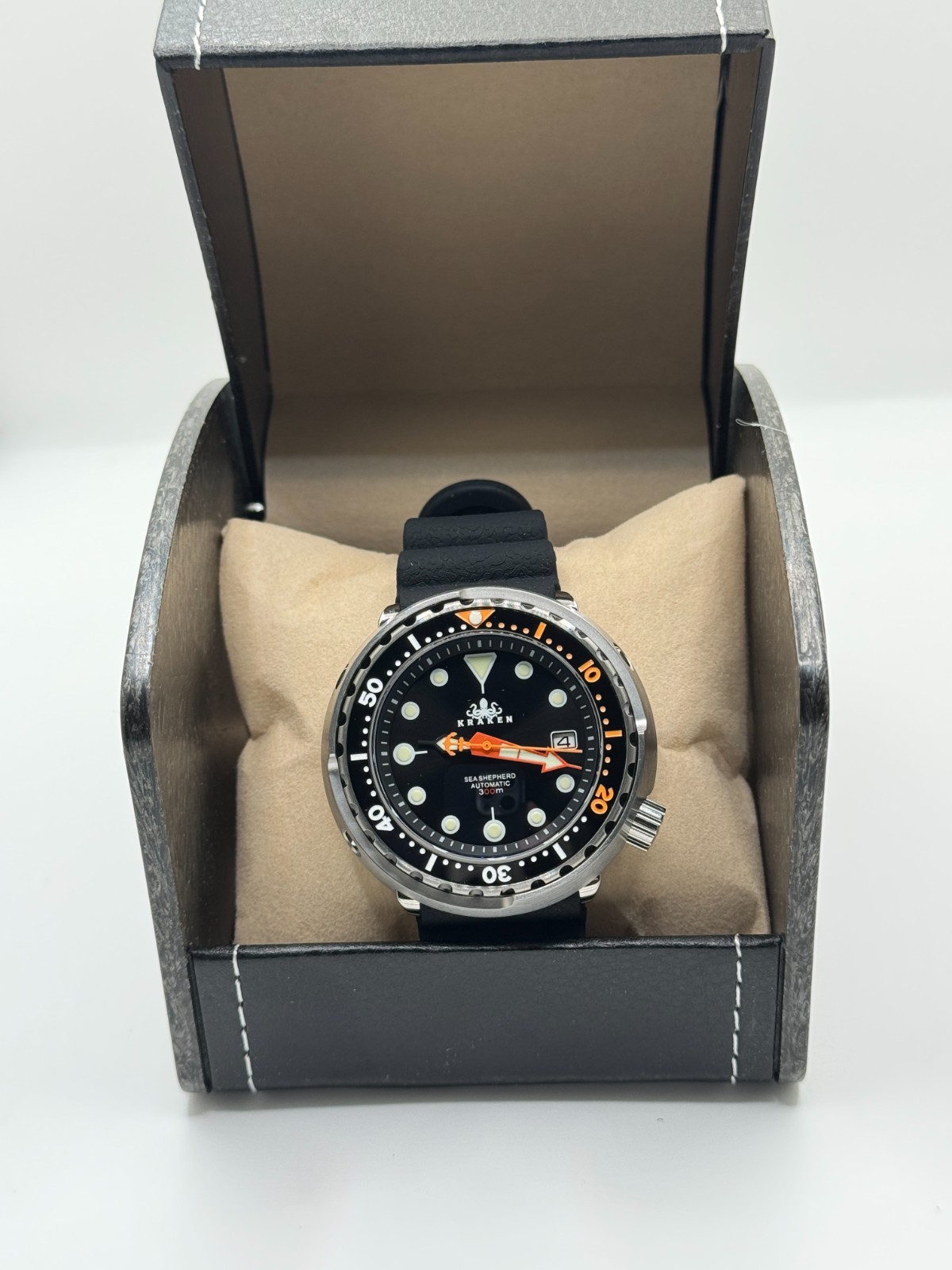 KRAKEN Automatic Dive Watch 300M NH35 Sapphire Steel Black Orange Diver