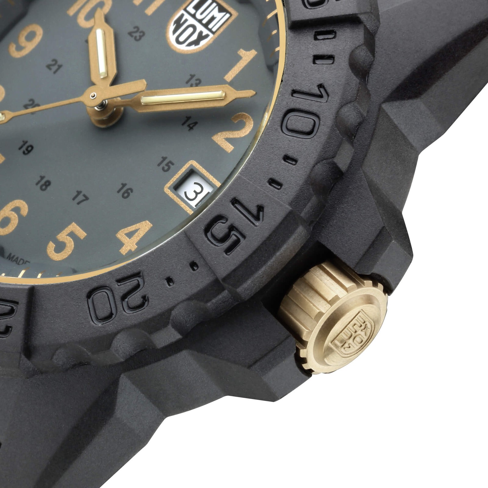 Luminox Men’s Watch Navy Seal Quartz Black Steel Case Rubber Strap 3508.Gold
