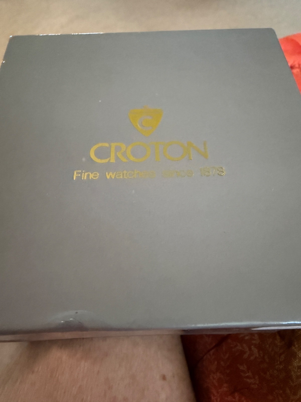 VINTAGE NEW WOMENS CROTON WATCH QUARTZ DESIGNER