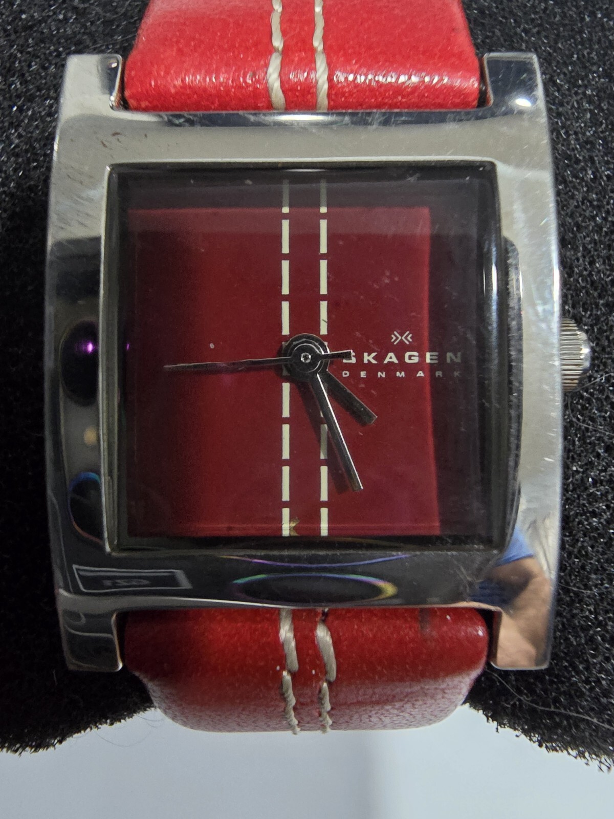 SKAGEN DENMARK CALFSKIN BAND, QUARTZ WOMENS WATCH, NEW BATTERY