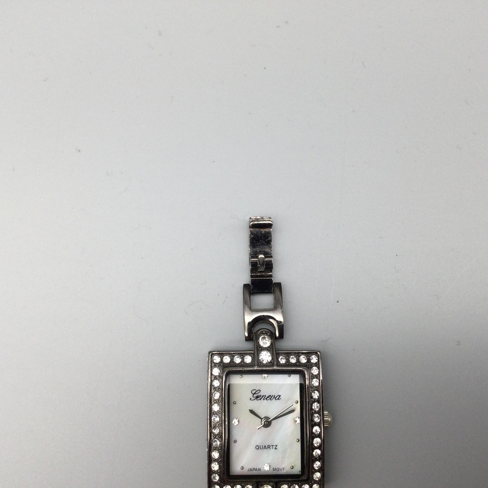 Geneva Watch Womens 22mm Silver Tone Crystals Bezel Wrap Band New Battery 13.5″