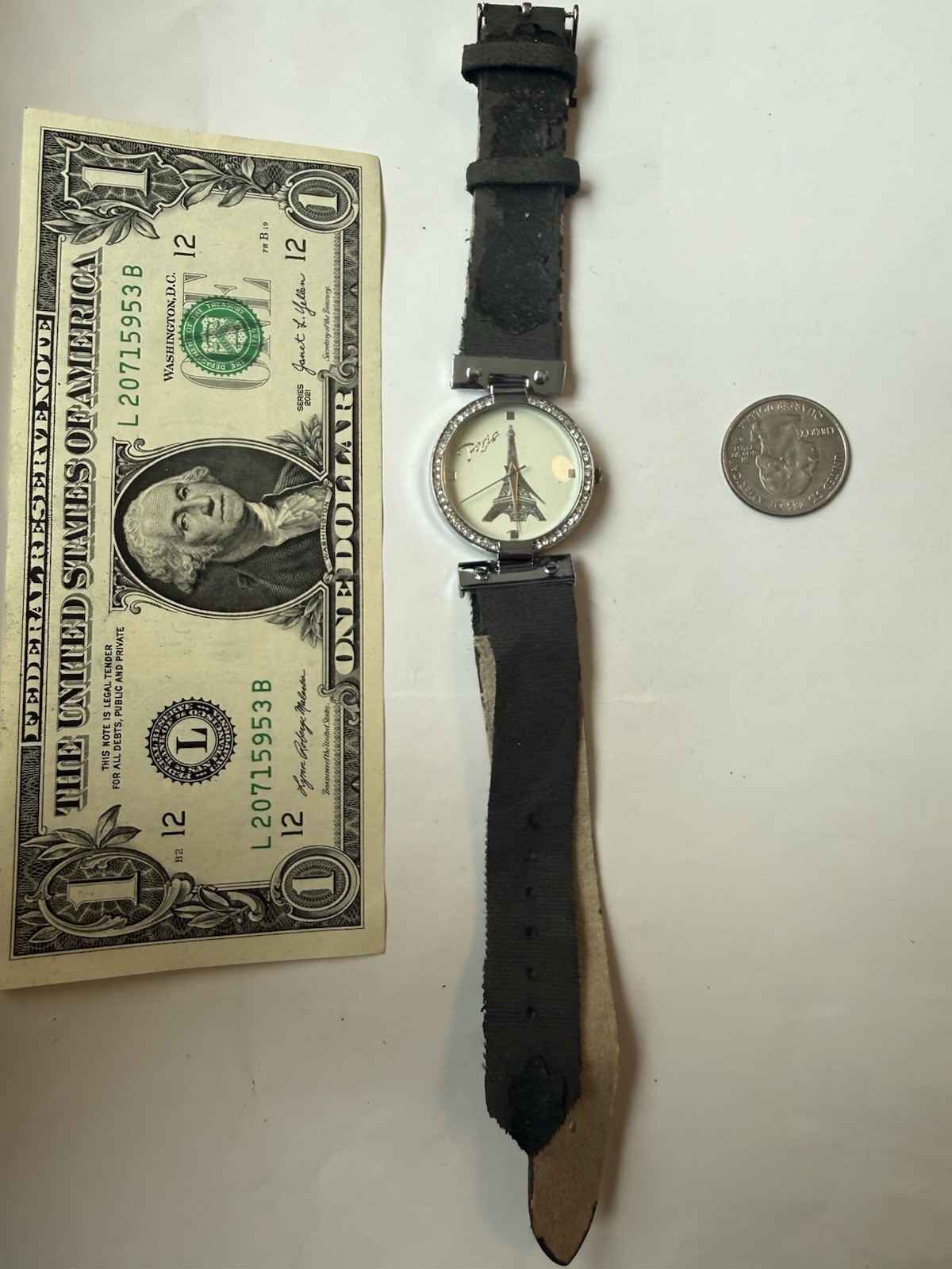 Ladies Eiffel Tower Watch￼