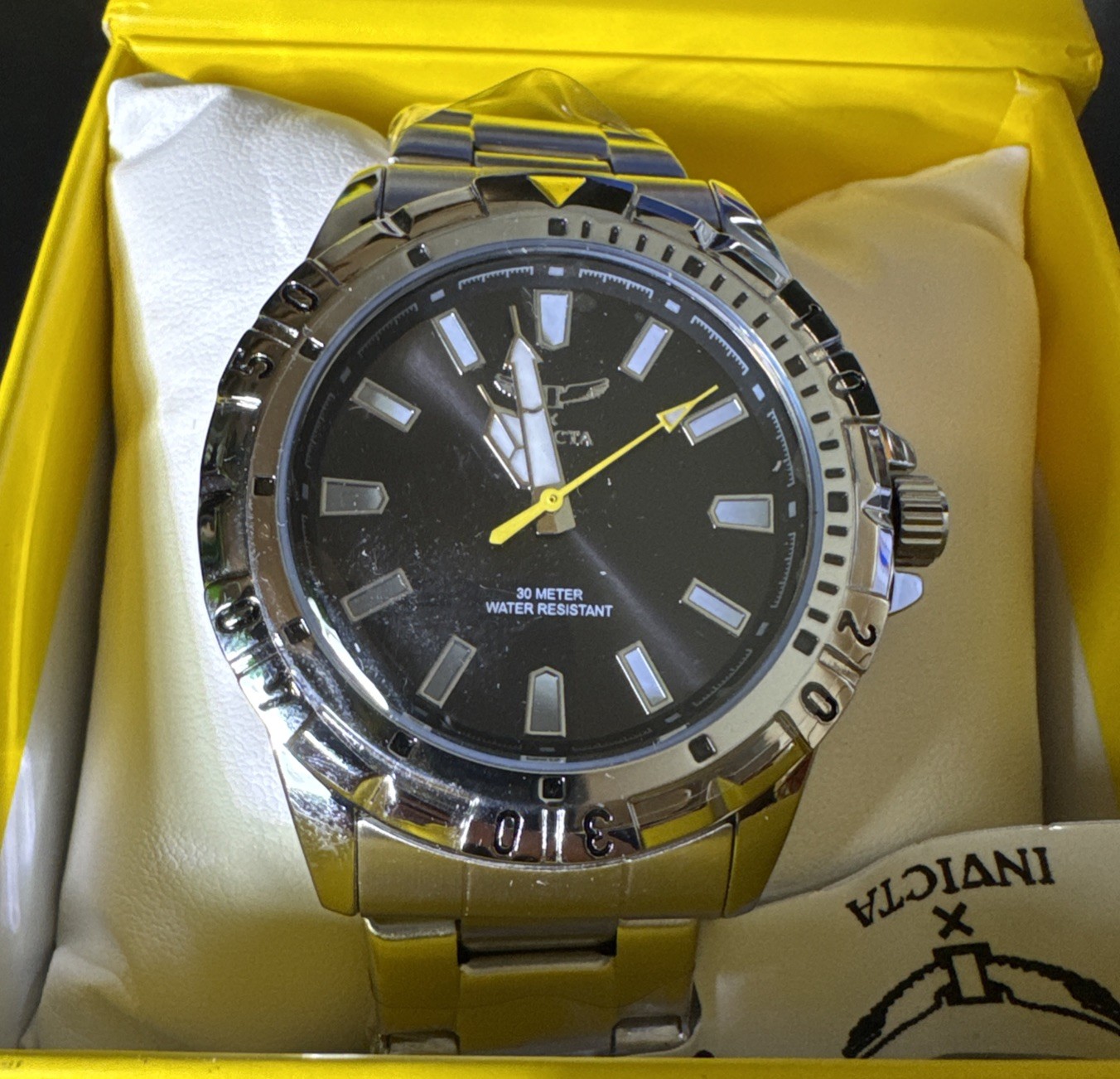 Invicta Speciality 69040 Men’s Watch New In Box black face stainless steel