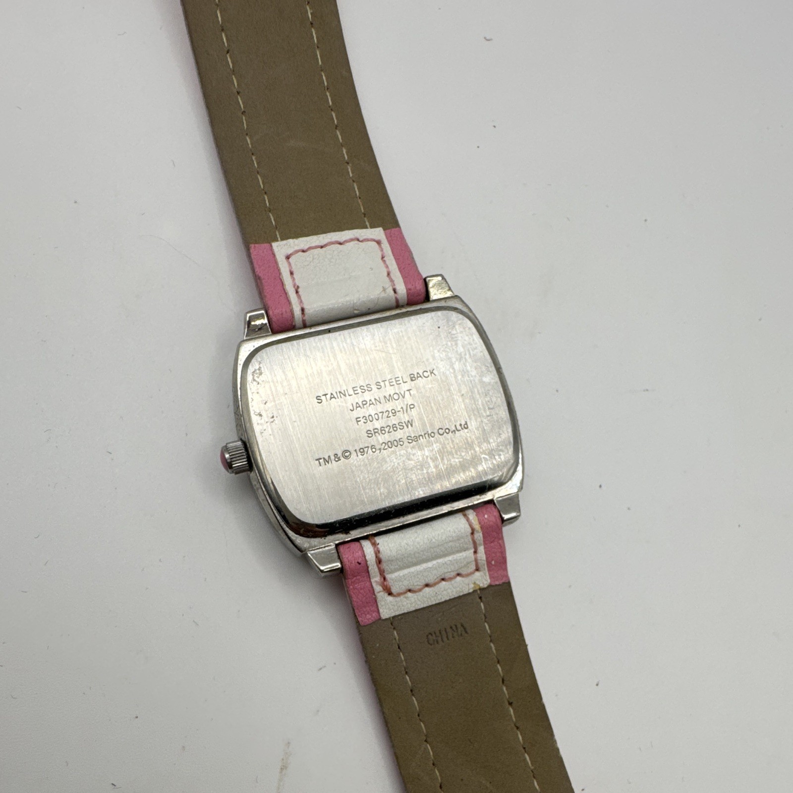 Sanrio Hello Kitty Girls Quartz Analog Watch 28-31.9mm -needs new battery