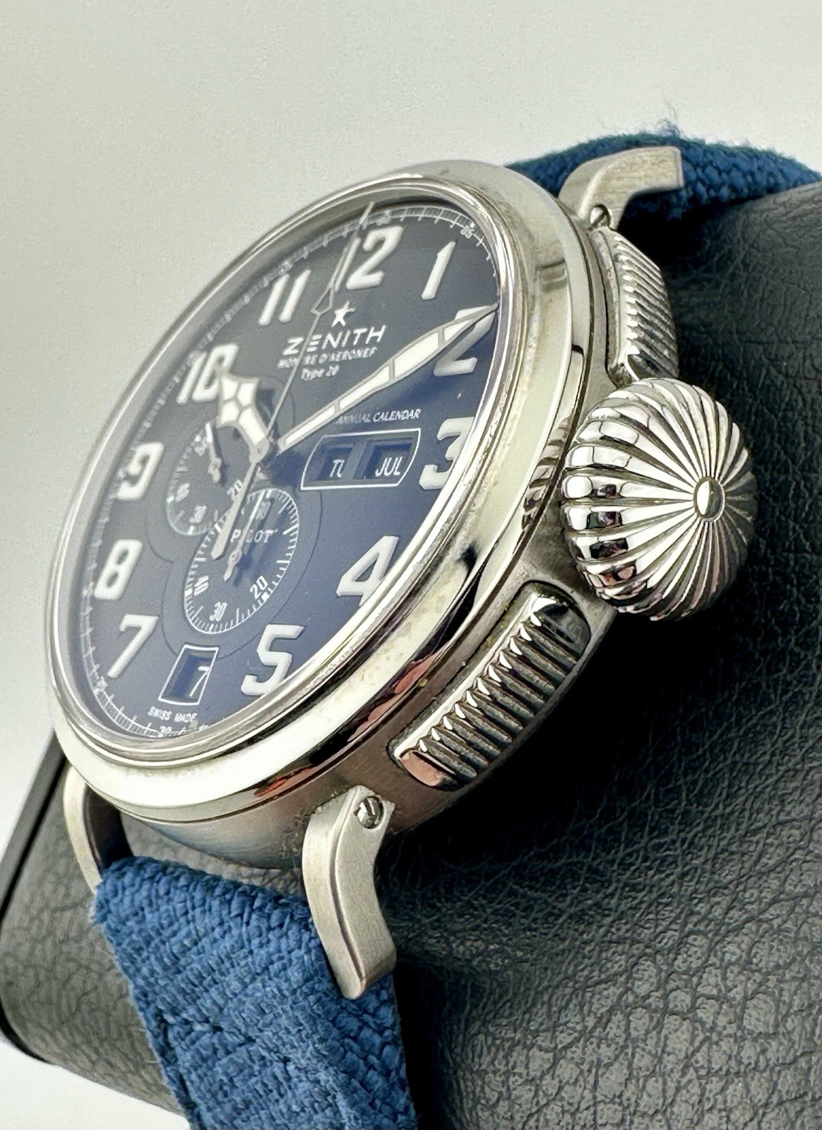 ZENITH Pilot Montre d’Aeronef Type 20 Annual Calendar 03.2430.4054 48mm COMPLETE