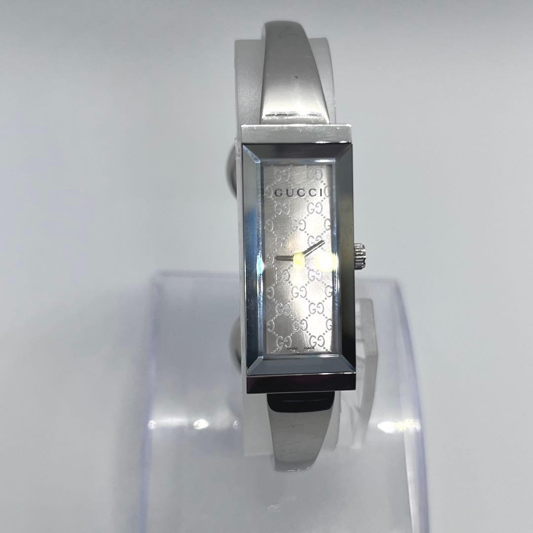 GUCCI G-Frame 127.5 Bangle Quartz Watch Used