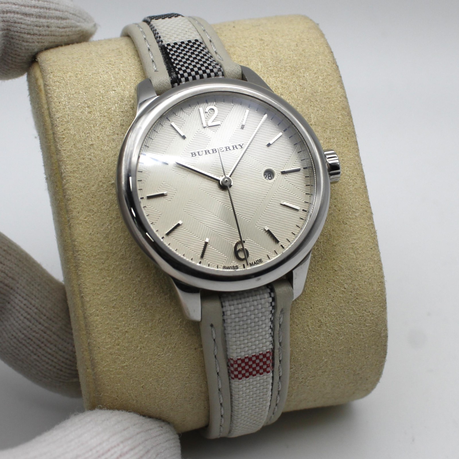 Burberry The Classic Steel Silver Dial Check Strap Quatz Ladies Watch BU10113