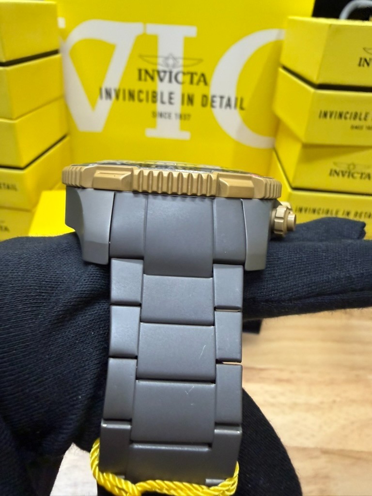 Invicta TI-22 Kaiju – Model 49488 | 65mm Titanium Beast