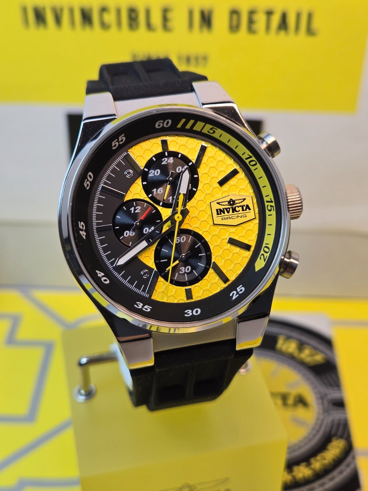 Invicta Special Edition Replica Racing Car w/ Invicta 47738 44mm Watch Bundle!
