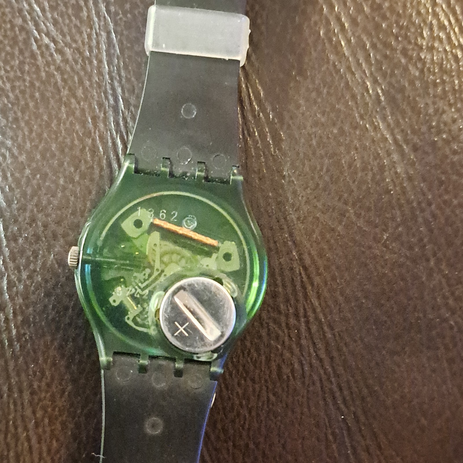 Swatch Wristwatch Quartz Artistic Buildings Green Plastic Band Multicolor Dial
