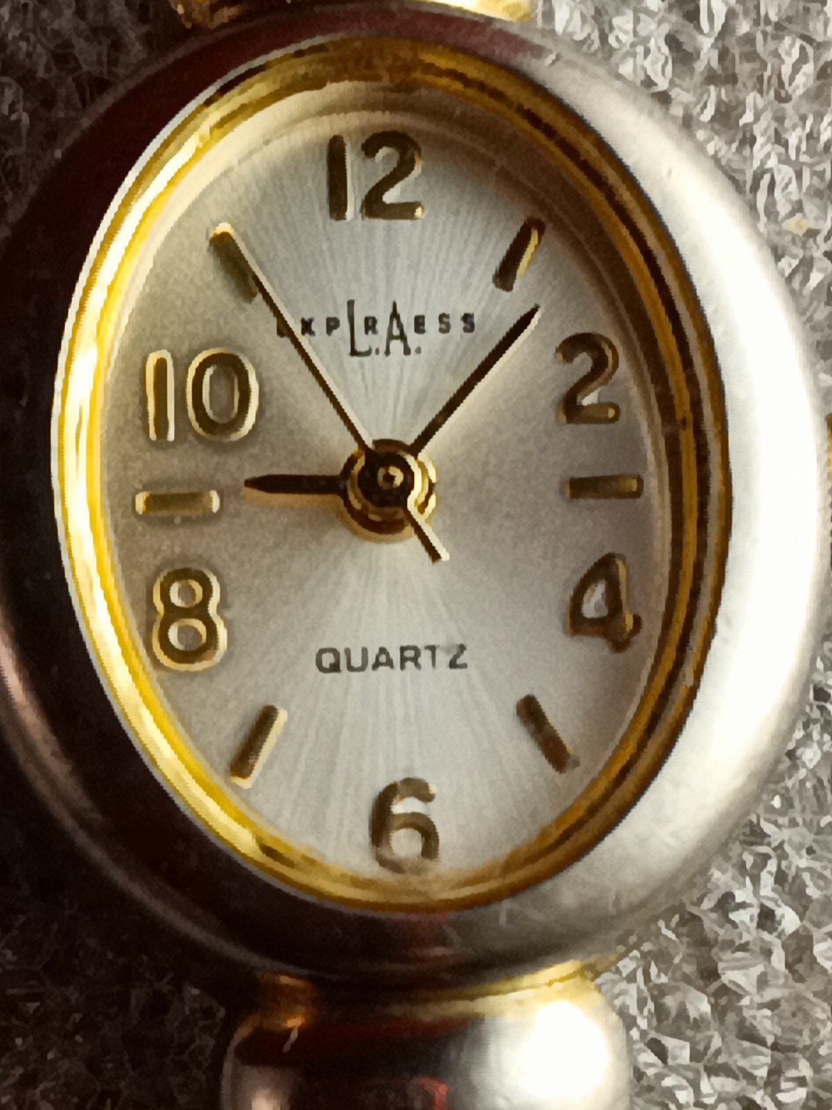 LA Express Women’s Watch – NEEDS BATTERY