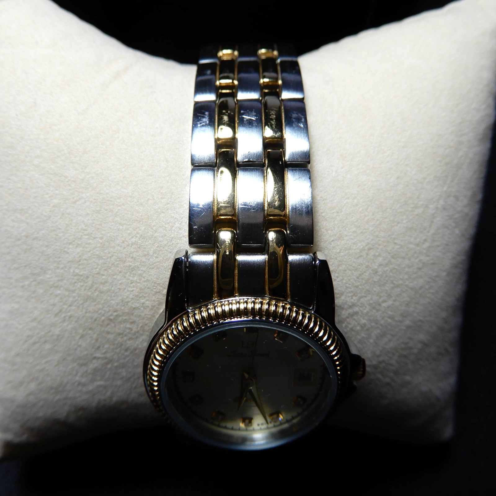 Vintage! Mint Condition! Ladies LUCIEN PICARD Watch “Paris” 2 Tone-11 diamonds