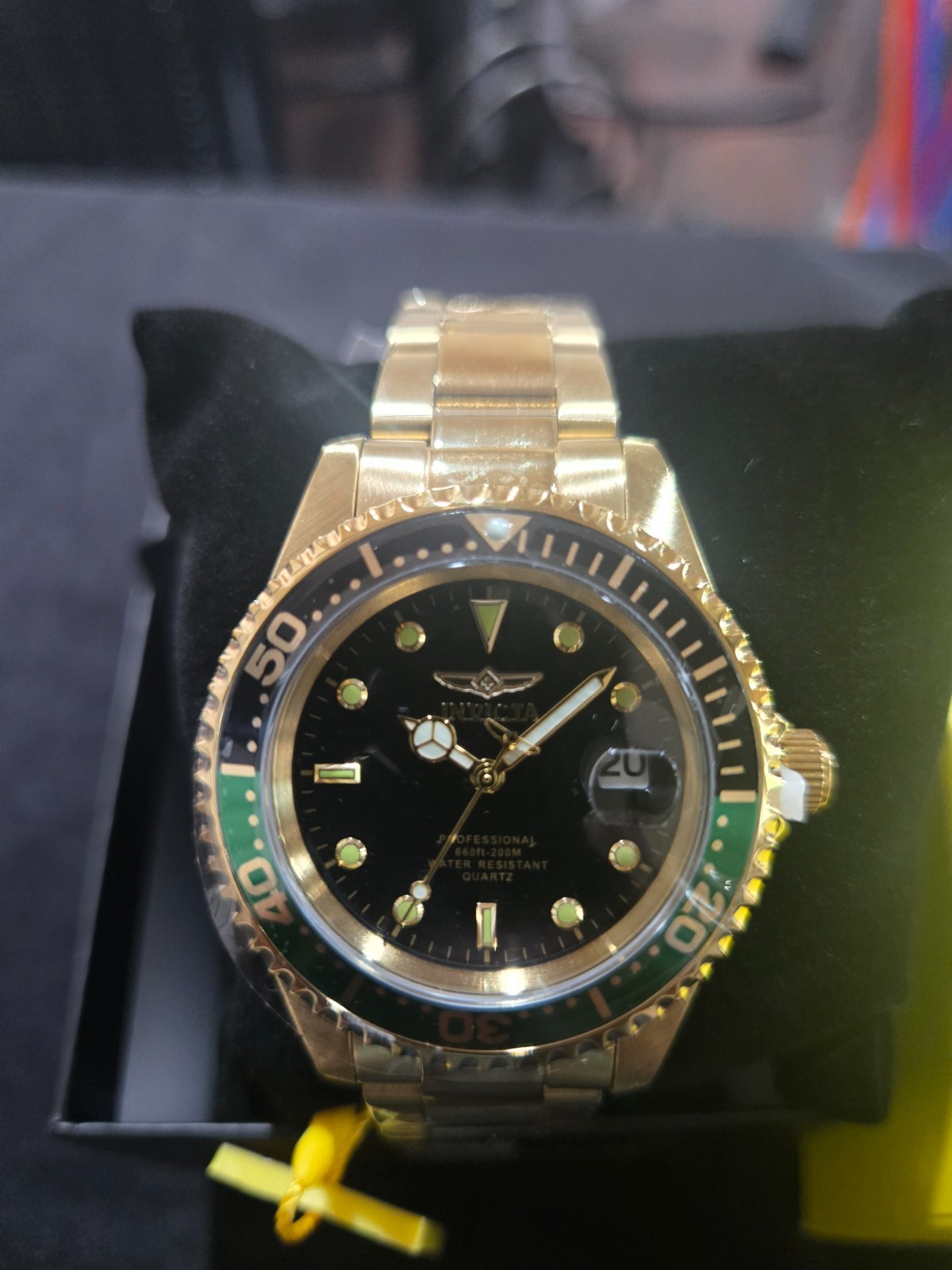 Invicta Pro Diver Men 37.5mm Japan Quartz Black Dial Gold SS 200m Date NWT