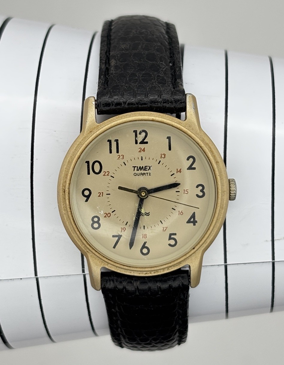 Vintage Watch Woman’s Timex Indiglo Quartz Brown Leather Band #9.2