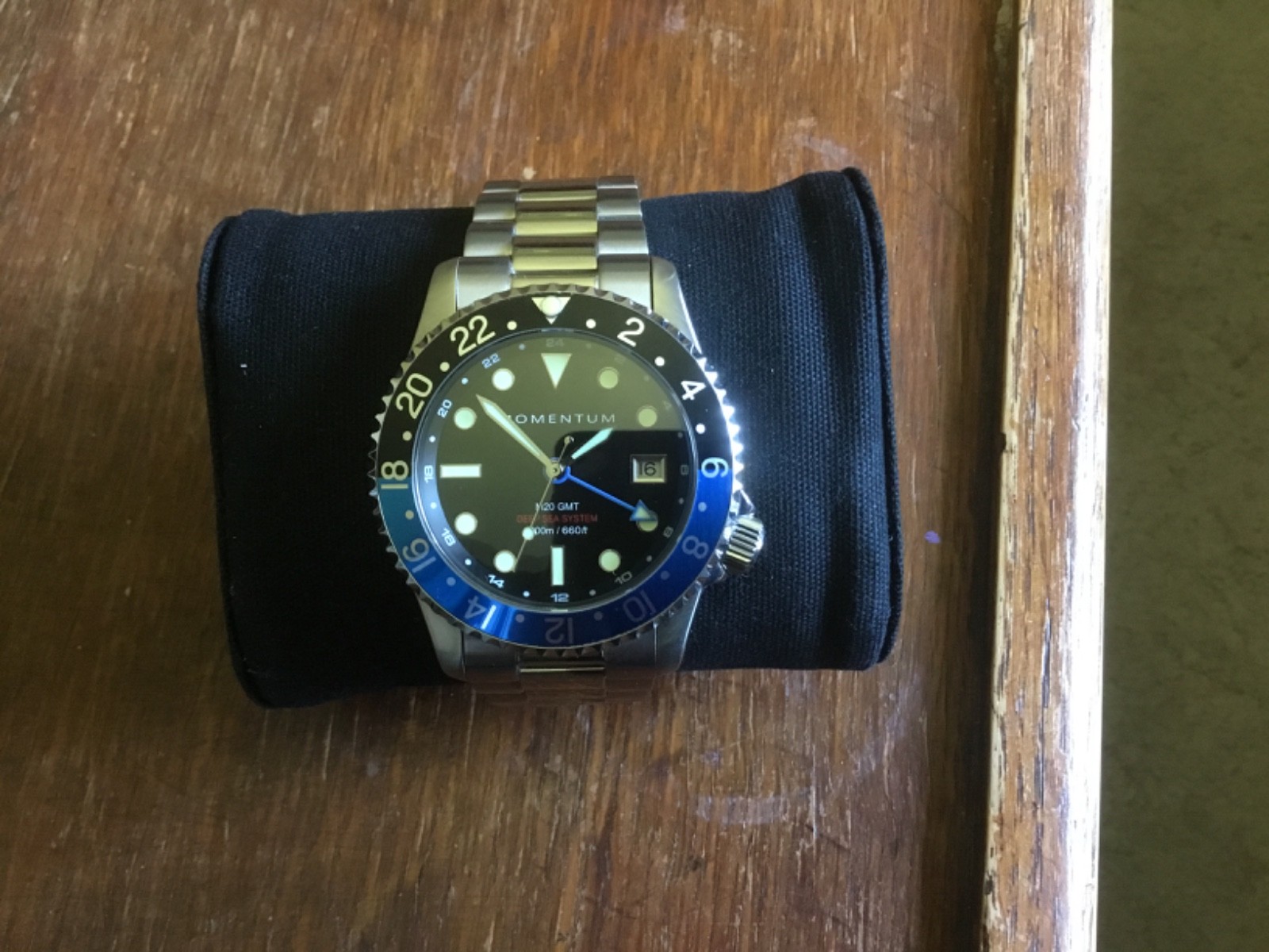Momentum M20 GMT – Stainless Steel Dive Watch – GMT Dual Time Zone Function