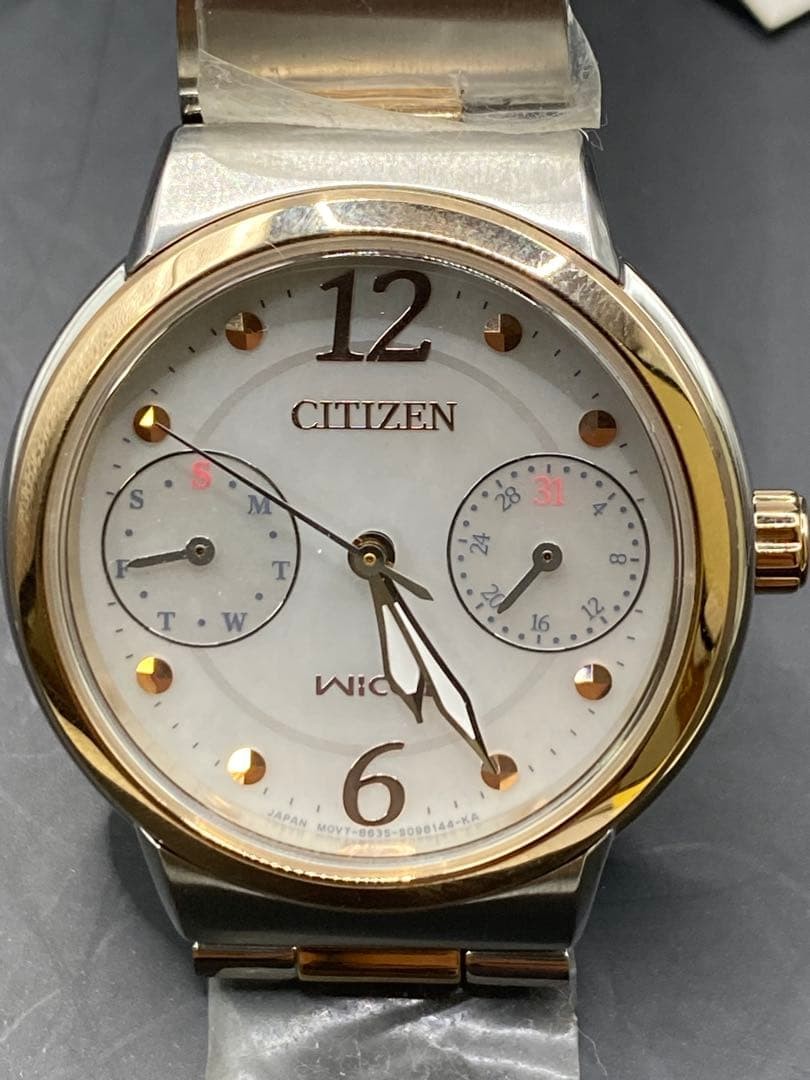 3-3664 Citizen Solar Watch “wicca” 8635