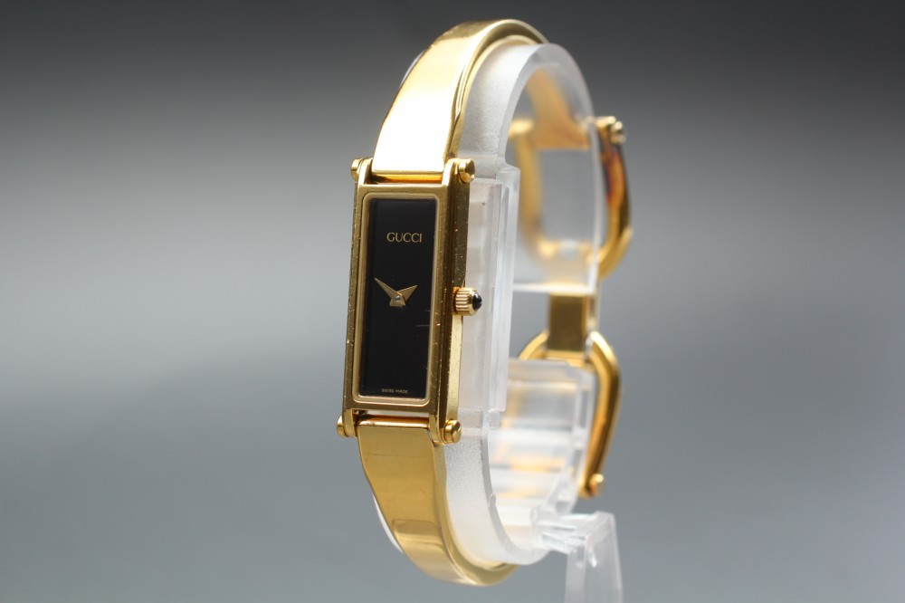 Near MINT GUCCI 1500L Black Rectangular Gold Bangle GP Quartz Ladies Watch 16cm