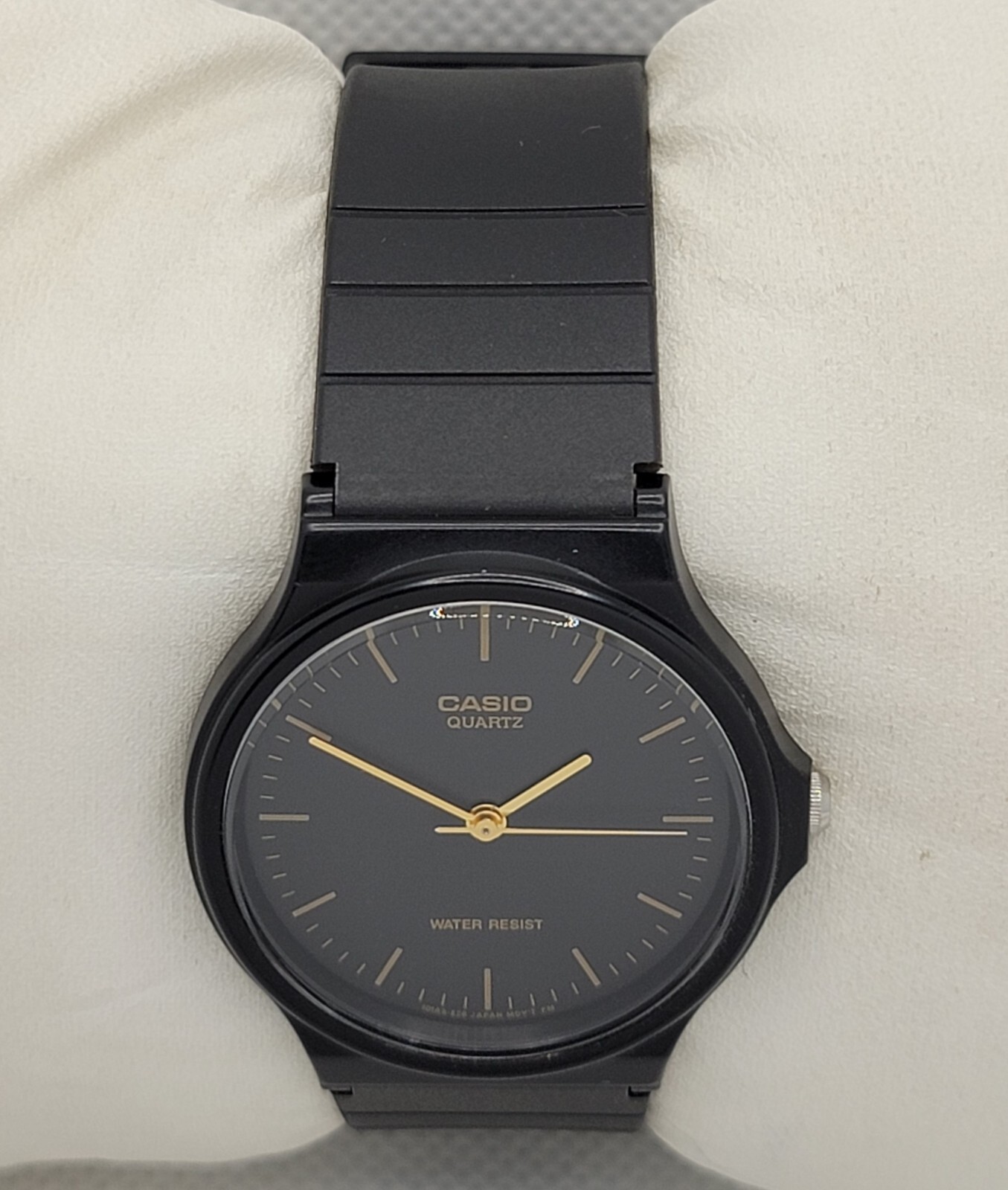 Mens Casio 1330 Round Slim Black Rubber Silicone Band Analog Watch MQ-24 K6