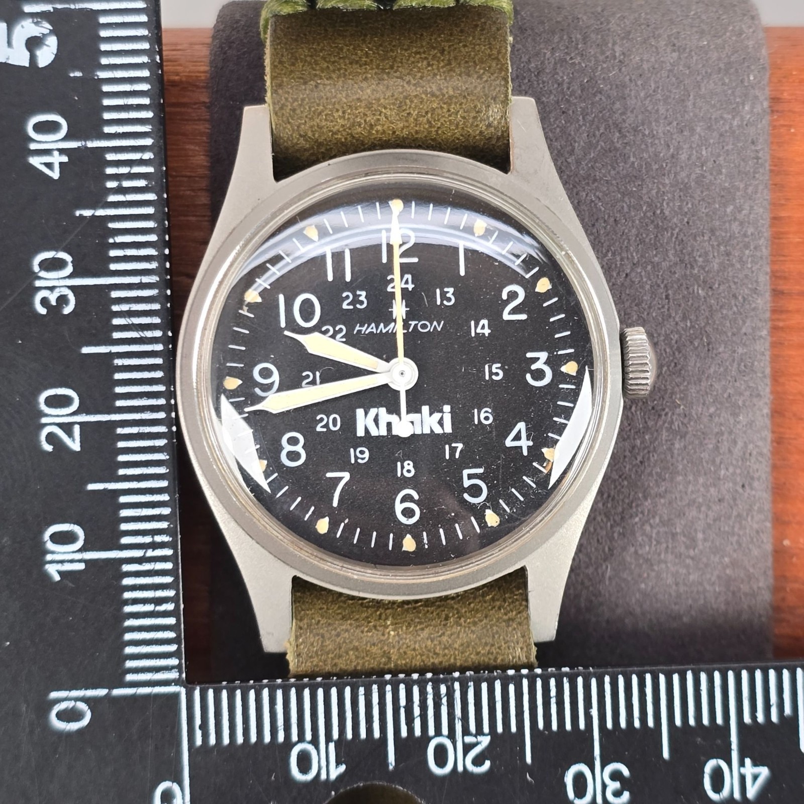 Hamilton Khaki 921980 Manual Wind Watch Black Dial Green Leather Strap Stainless