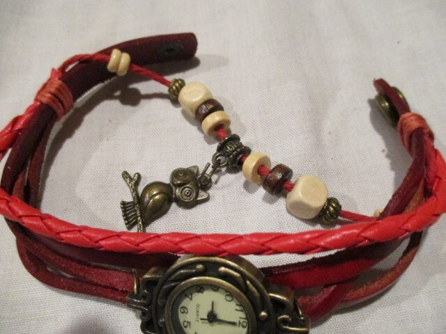 UNBRANDED Vintage Bracelet Watch w/Faux Red Leather Snap Closure Brass Owl 8.5″L