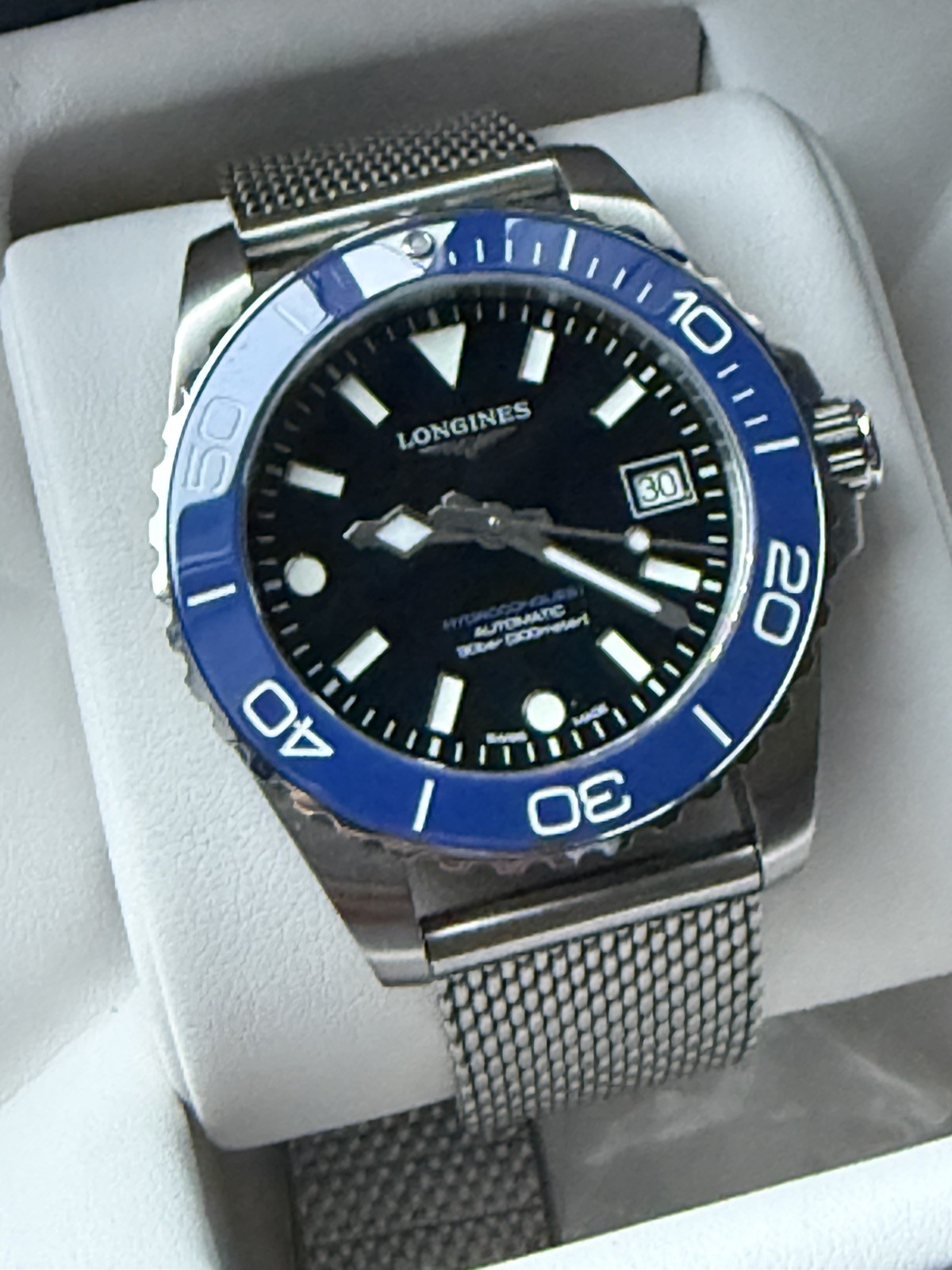 Longines HydroConquest 39mm Automatic Black Dial Blue Bezel Date 300m Box