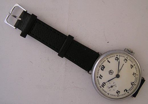 18 Jewels CHRONOMETER Molnia ’70 CCCP Quality Mark Wrist Watch MINT Serviced