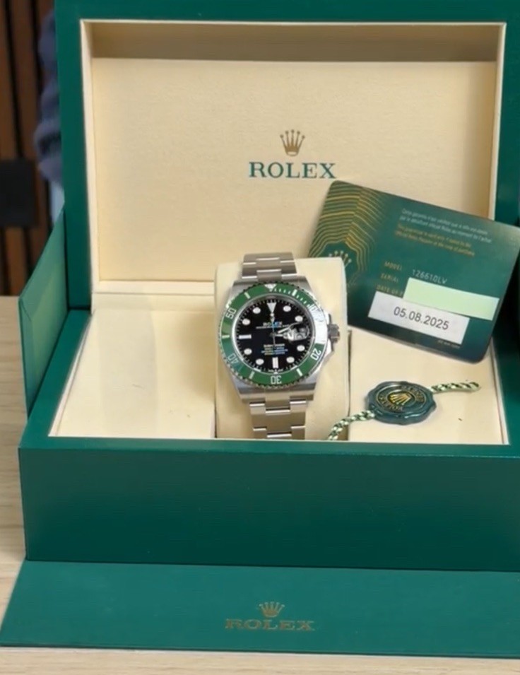 2025 Rolex Submariner Date 41mm Starbucks Steel Bracelet Auto 300m Box & papers