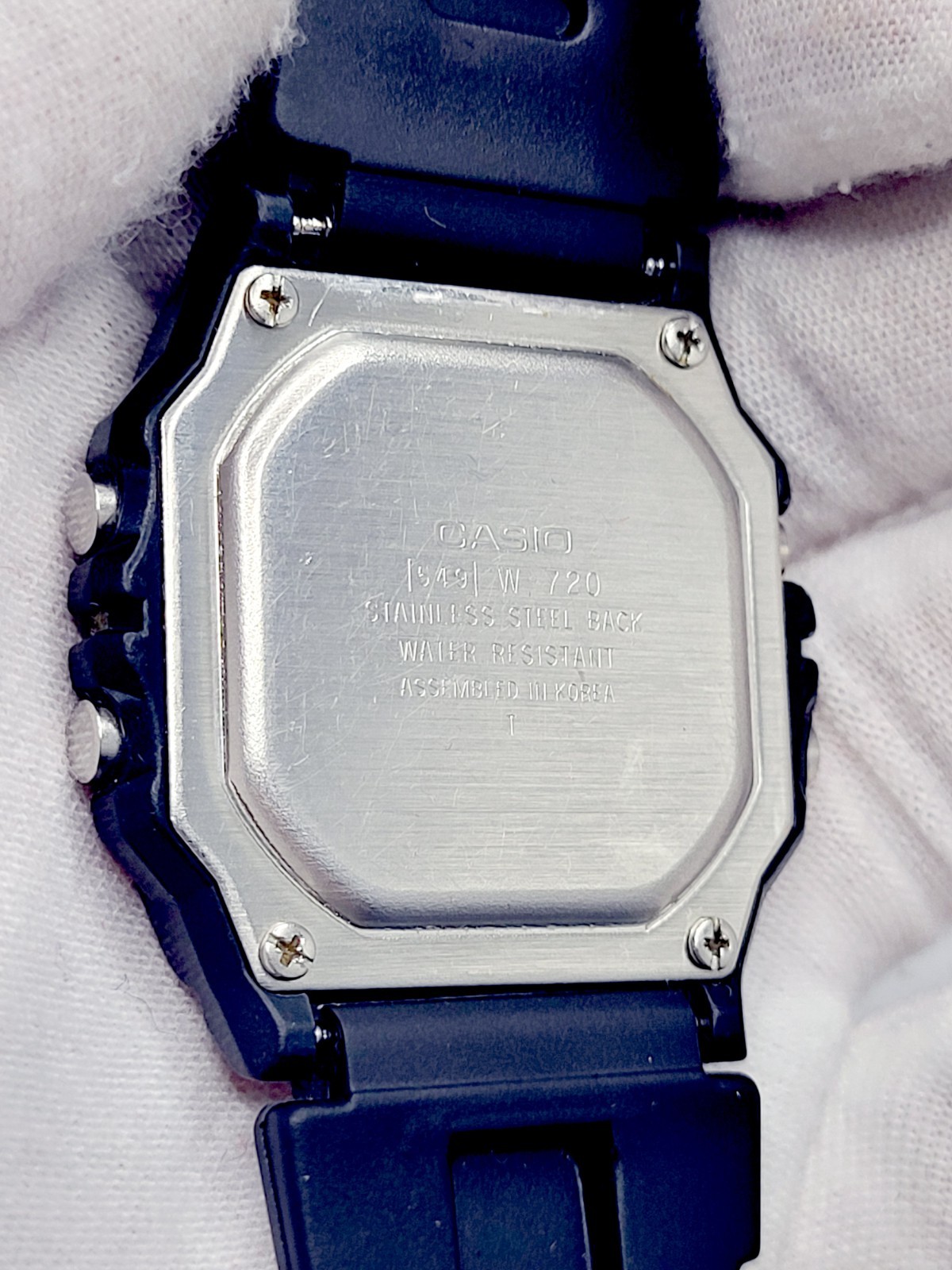 Casio 549 W-720 1980’s Quartz Alarm Chrono Digital Vintage Men’s Watch New Batt