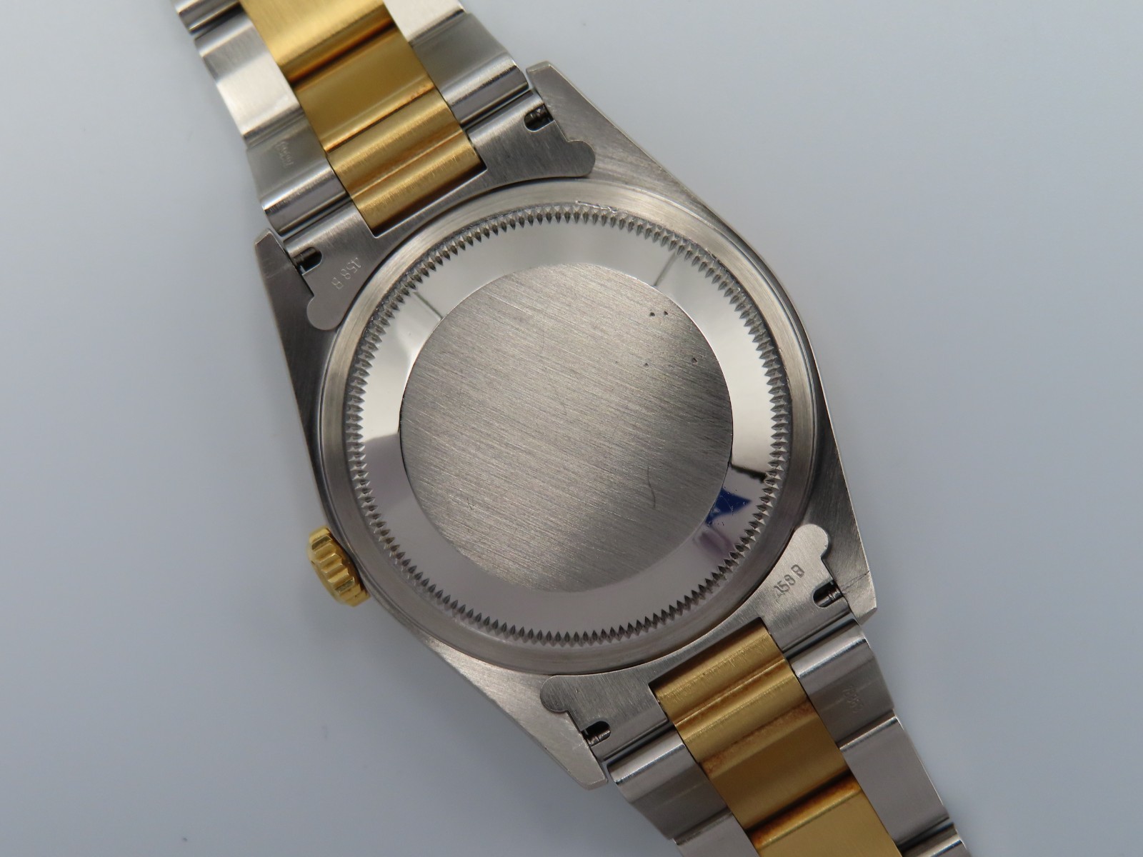 1996 Rolex Datejust 16233 Men’s 36mm 18k Yellow Gold Stainless Steel Wristwatch