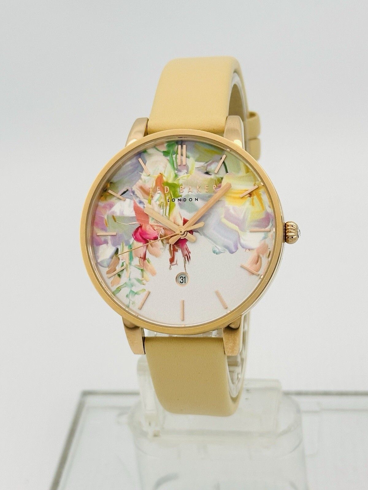 Ted Baker Women’s TE10026453 Multicolour Dial Cream LeatherStrap Rose Gold Watch