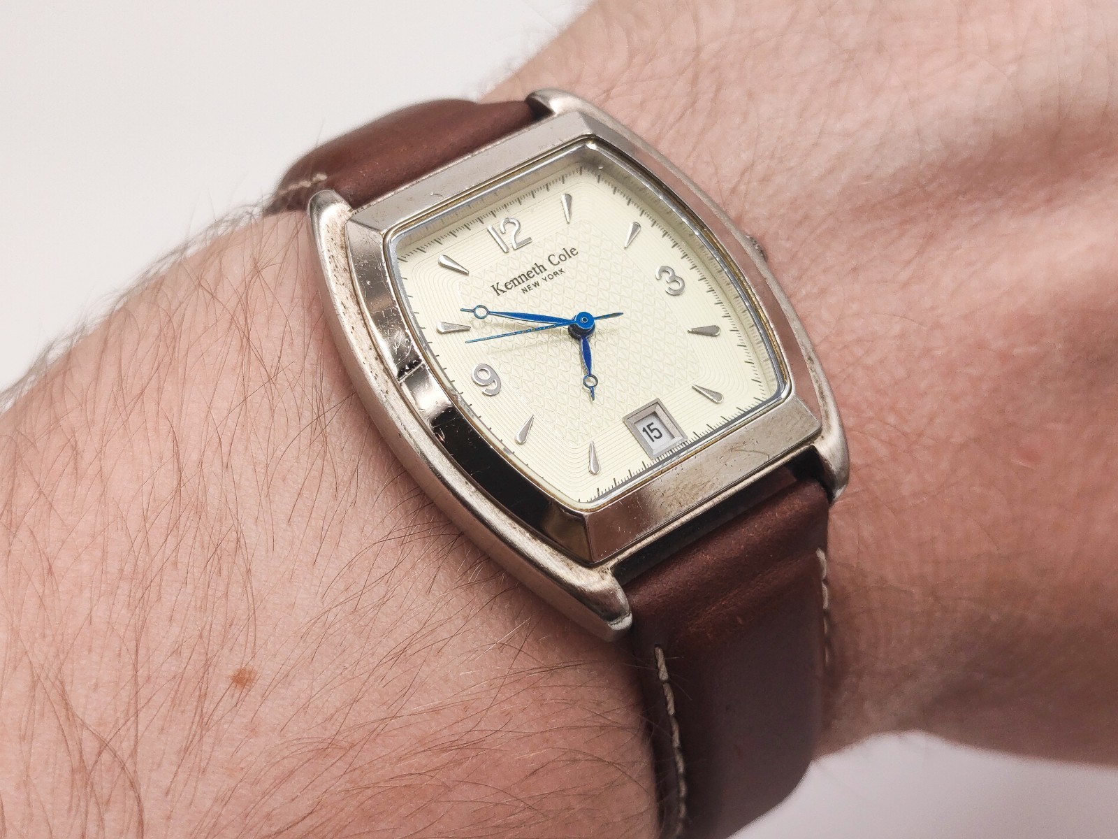 Kenneth Cole KC1011 Tonneau / Barrel Shape Case Brown Leather Strap Watch