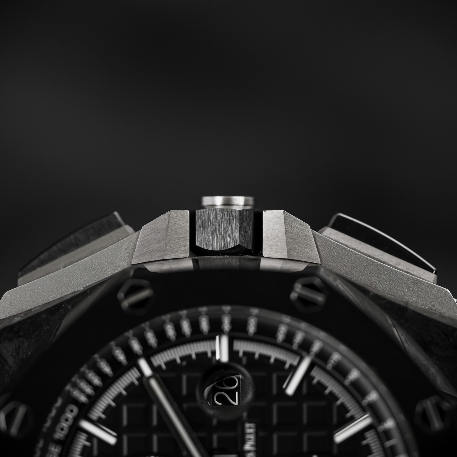 Audemars Piguet Royal Oak Forged Carbon Ceramic – 26400AU.OO.A002CA.01