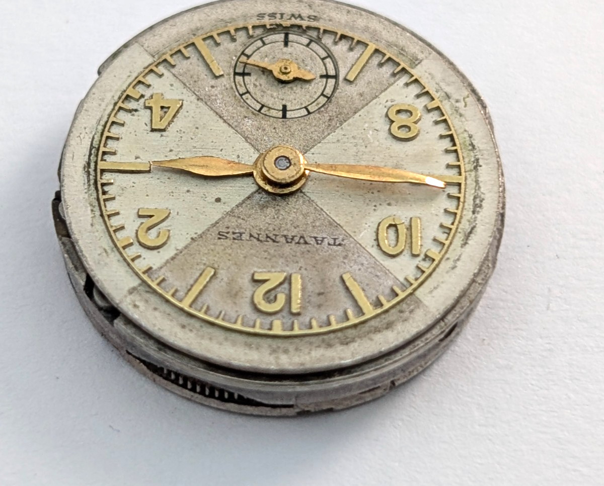 Vintage TAVANNES 15 Jewels Petite Ladies 17mm Swiss Watch Movement PARTS REPAIR