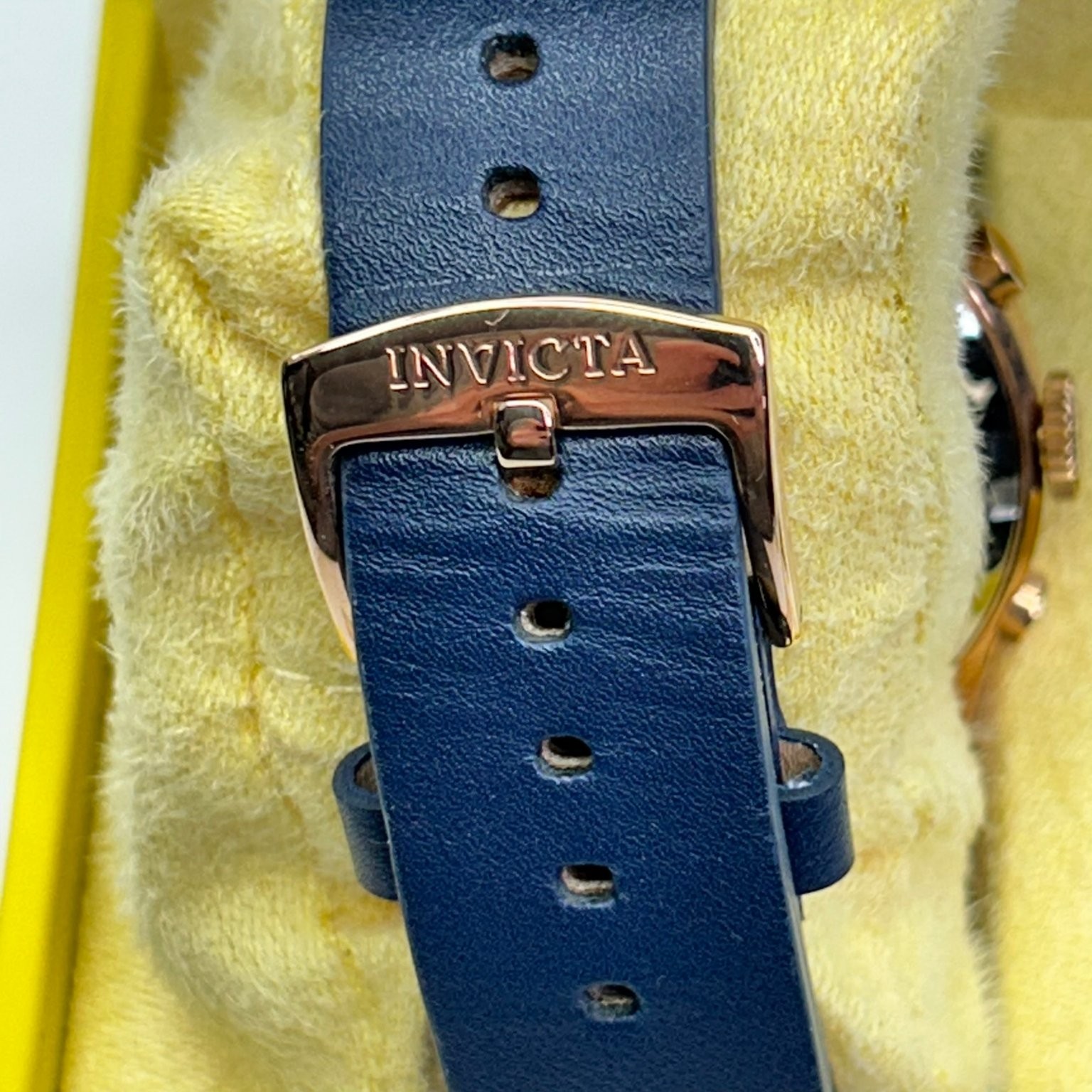 Invicta 33507 Vintage Flame Fusion Chronograph Wristwatch