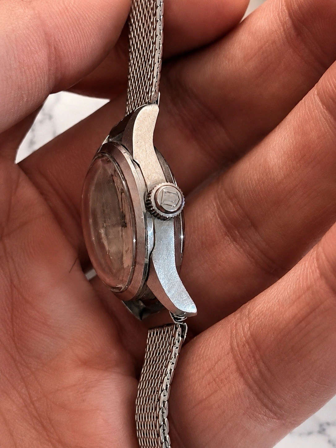 ? RUNS GREAT! Gorgeous 1960s UNIVERSAL GENEVE Ladies 23mm POLEROUTER Automatic
