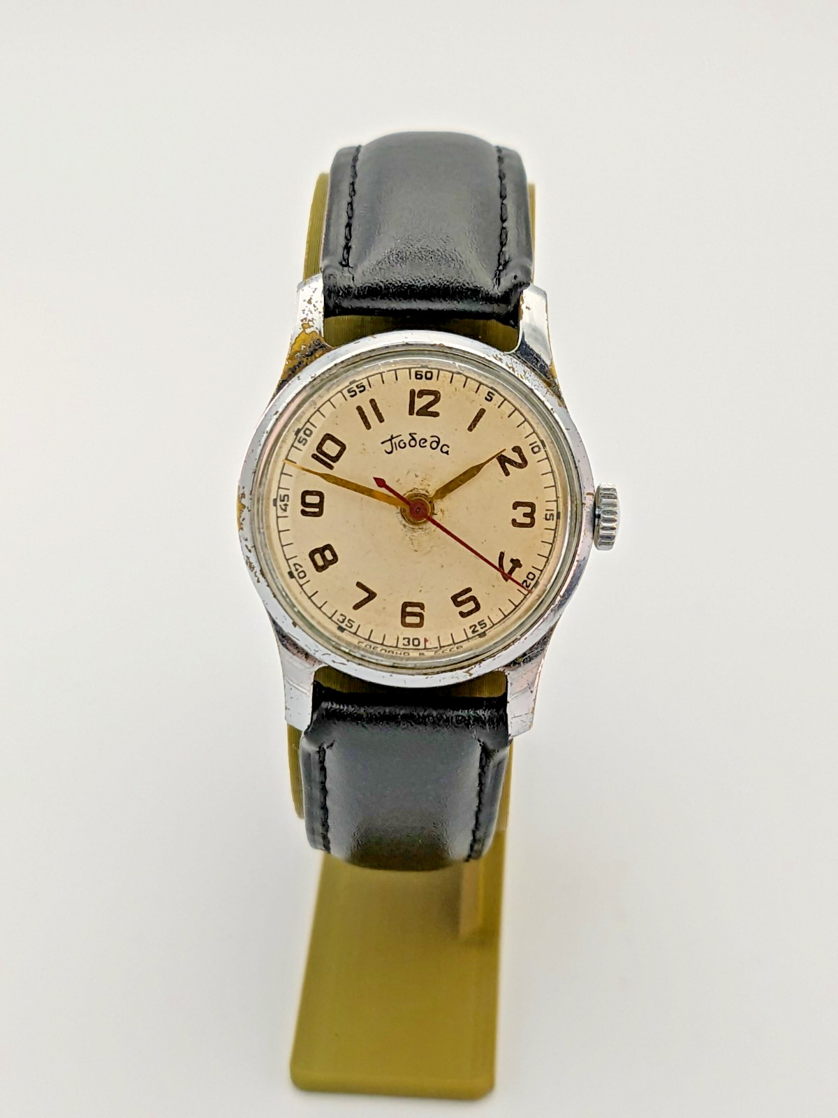 Pobeda Central Second 2609 Soviet USSR Mechanical Men Military Vintage Watch