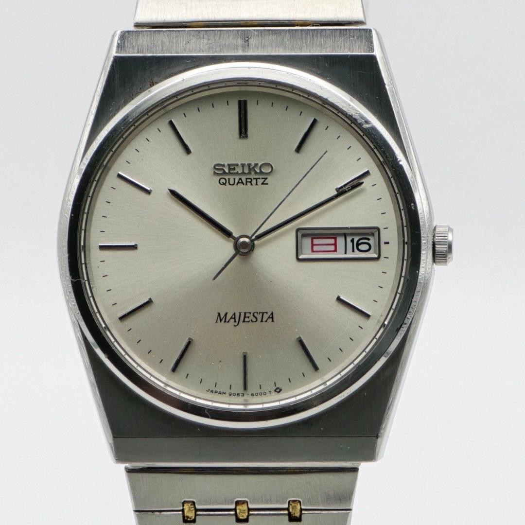 Seiko 9063-6000 Quartz Silver Dial 31.9 mm Men Preowned Analog Wristwatch Japan