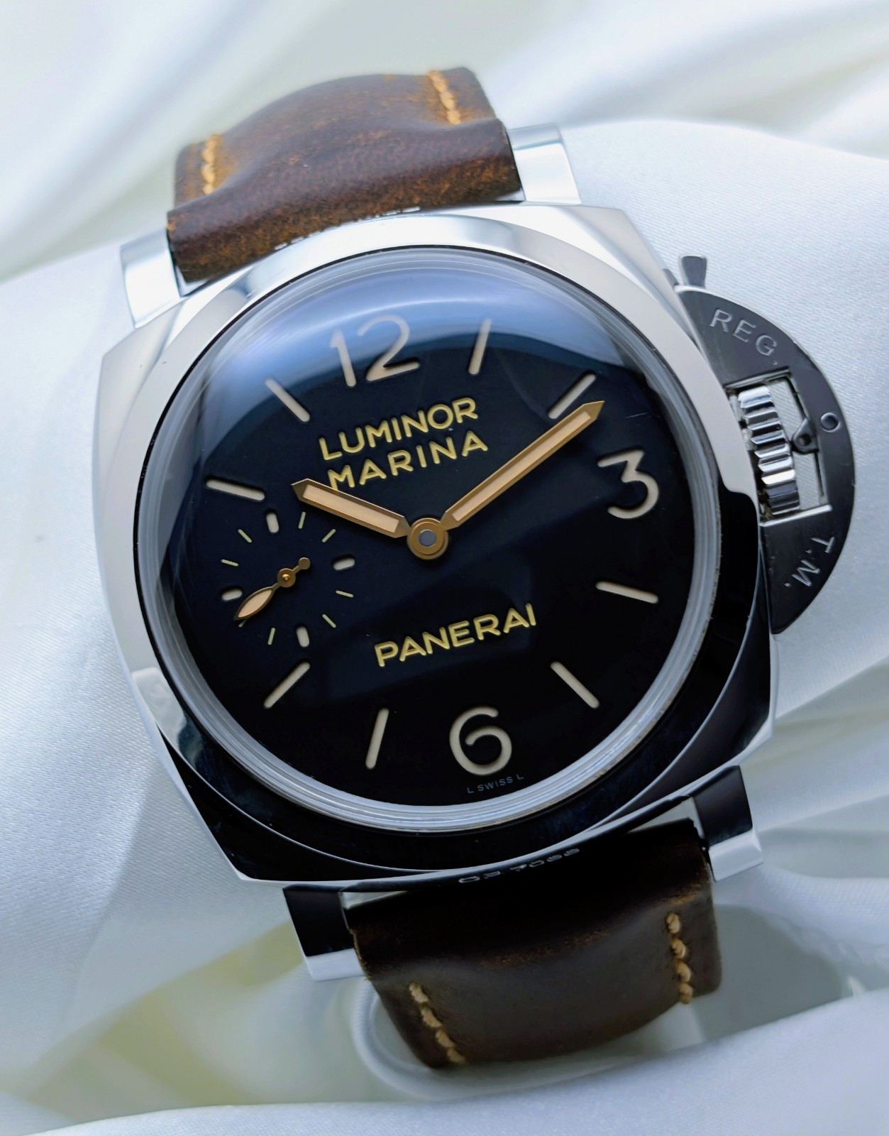 Panerai Luminor Marina 1950 3 Days Black PAM00422 47mm Leather Strap Full Set