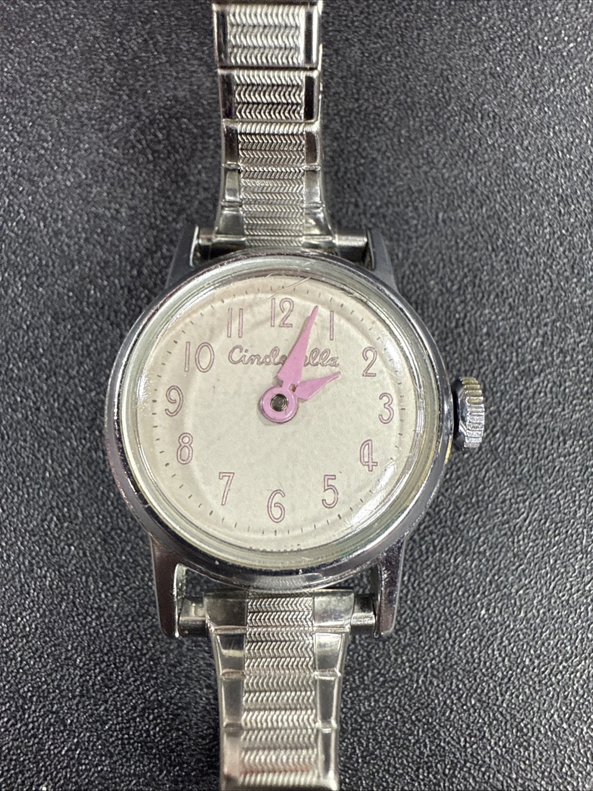 US Time Cinderella Watch 1960’s – Mechanical
