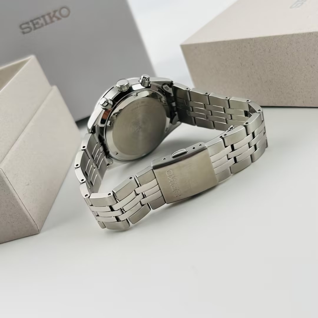 Seiko SSB427 Essentials Blue Dial Stainless Steel Men’s Quartz Watch 41.5MM