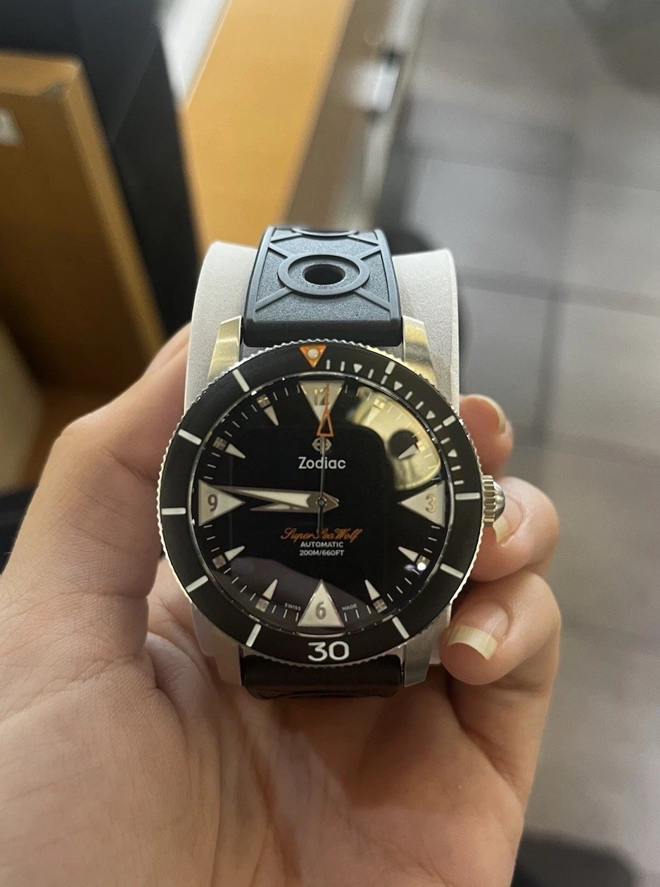 Zodiac Super Sea Wolf Automatic Diver 200m Black Dial Date 40mm Rubber