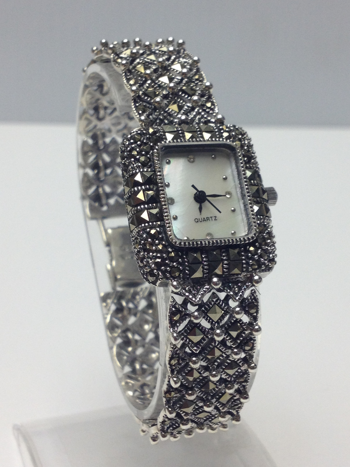 LUXURY 925 STERLING SILVER SPARKLE MARCASITE STONE MOP LADY FANCY BRACELET WATCH