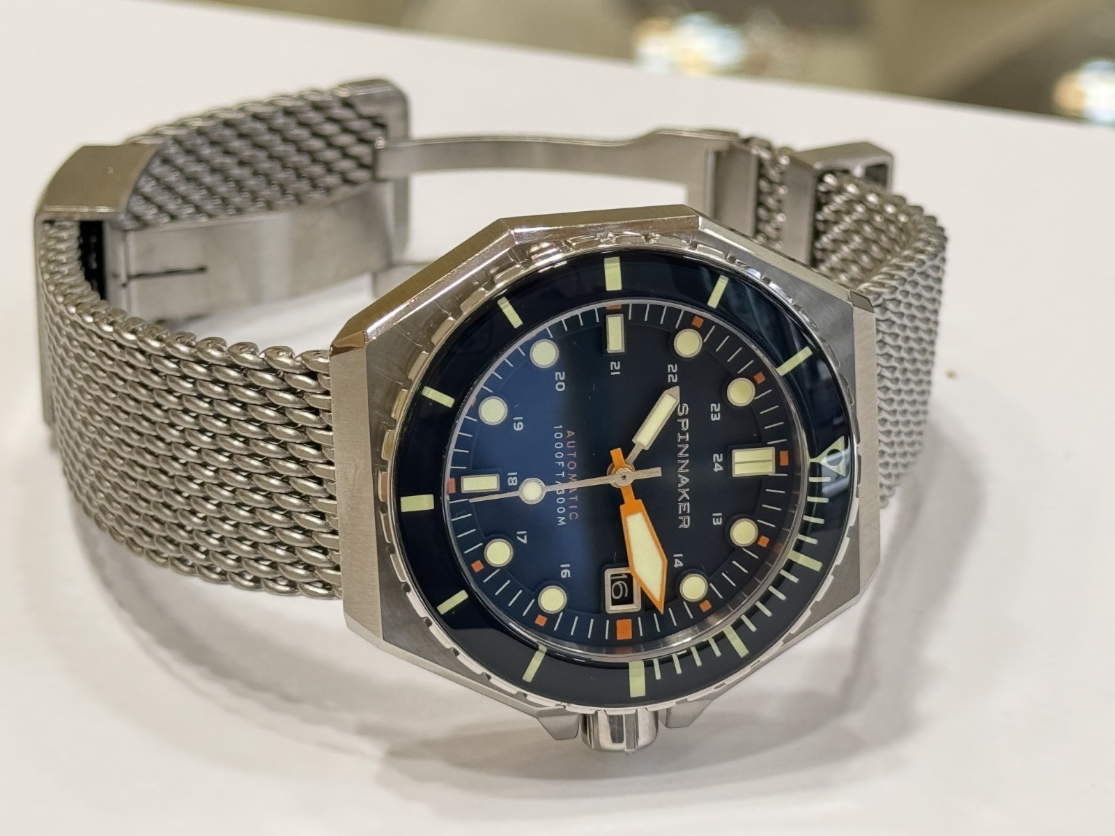Spinnaker Watch Automatic Date 1000FT/300M Mens 46.5mm Blue Dial Sapphire Glass
