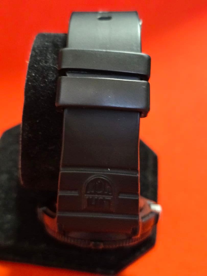 Super ed Excellent Condition Luminox 3000 3900QZ 200m Water Resistant Used by th